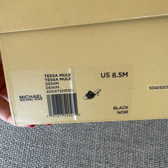 Michael Kors Tessa Frayed Denim Mule Sandals – Size 8.5 brand new - Picture 12 of 13